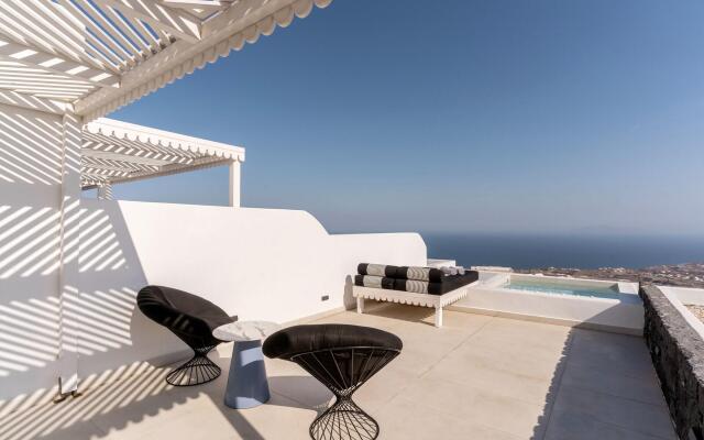 Cresanto Luxury Suites - Adults Only