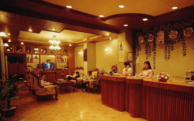 May Shan Hotel