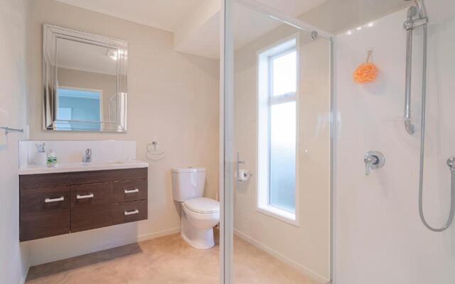 Ohuka Lookout - Whitianga Holiday Home