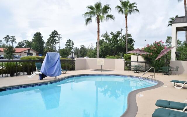 Baymont Inn & Suites by Wyndham The Woodlands