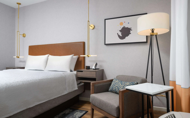 Hampton Inn & Suites Huntsville Downtown