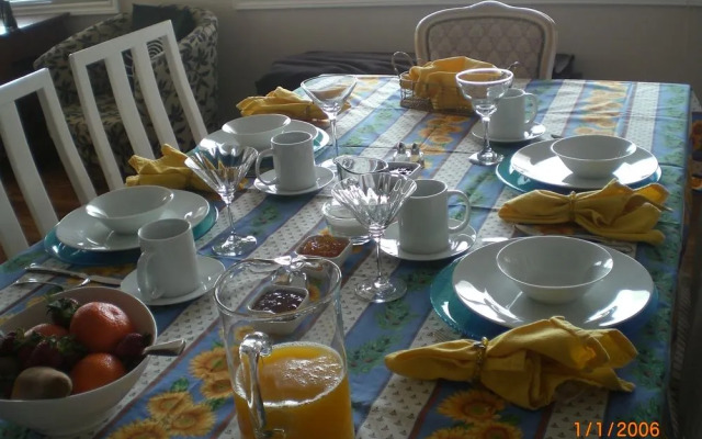 Point Pelee Lakeshore B&B