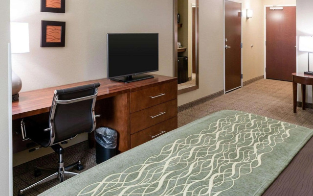 Comfort Inn & Suites West - Medical Center