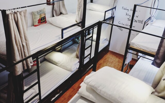 Zi Coffee & Hostel
