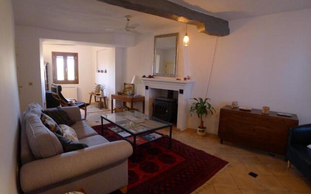 Salvatierra Guest House