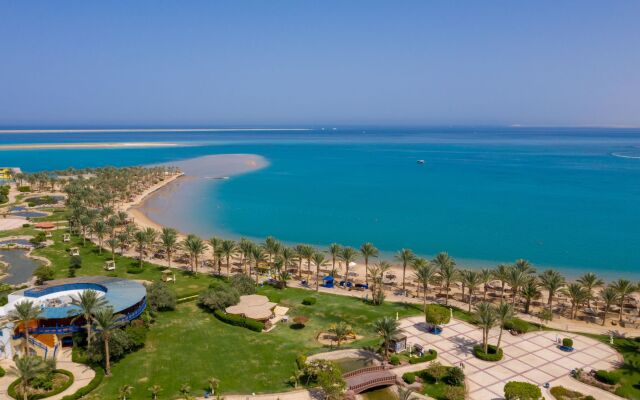 Palm Royale Resort - Soma Bay