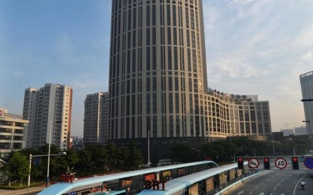 Ramada Plaza Suites Hotel Changzhou