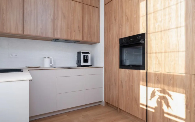Beige Apartment Poznań by Renters
