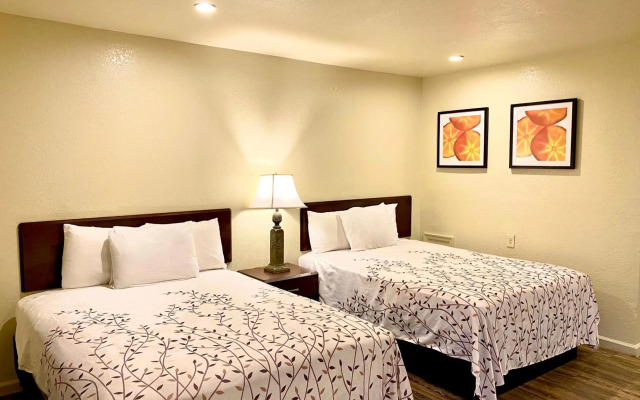 Whistling Pines - Daily & Extended Stay, Elizabeth City