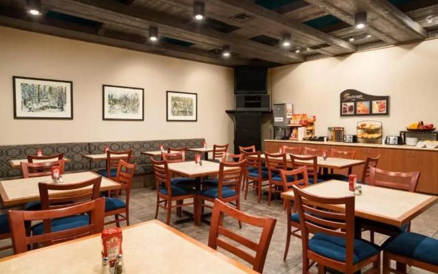 Days Inn & Conference Centre - Timmins