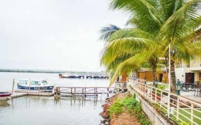 Deltin Palms Riverfront