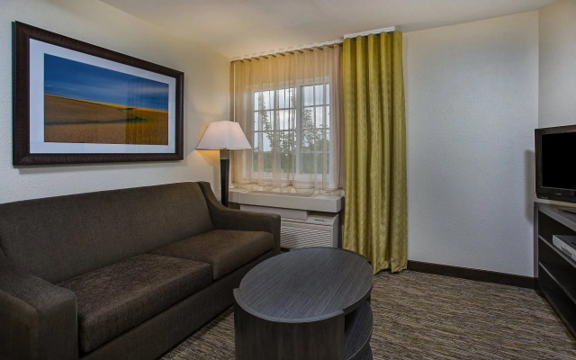 Candlewood Suites Louisville Airport by IHG