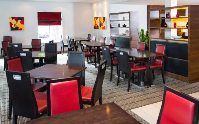 Holiday Inn Express Birmingham - Oldbury by IHG