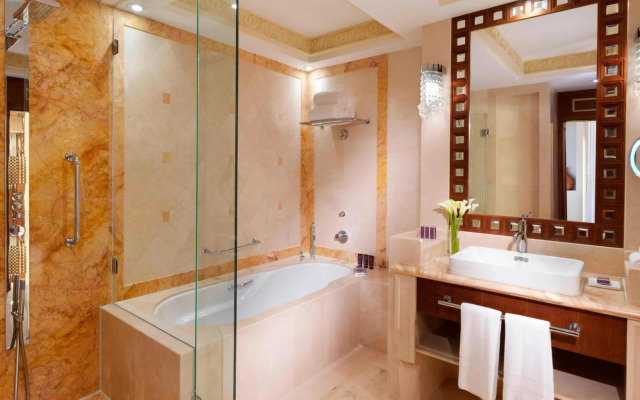 Al Bustan Palace, a Ritz-Carlton Hotel