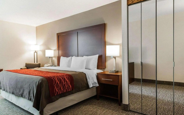 Spark by Hilton Denver East I 70