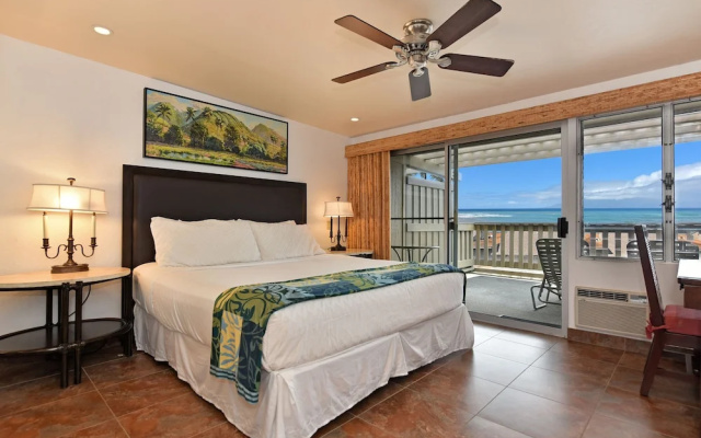 Kahana Sunset E5 2 Bedroom Condo