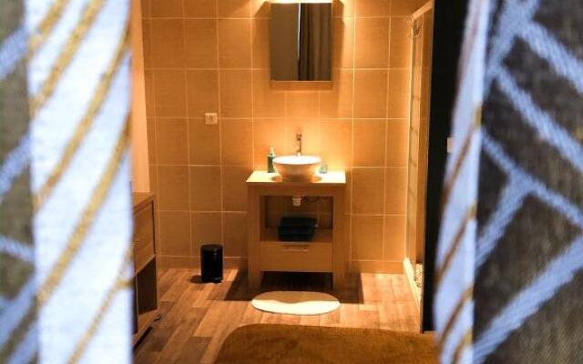 chambre double avec salle de bain privative