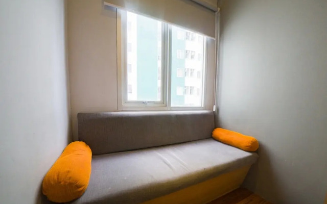 RedDoorz Apartment near Bundaran Satelit Surabaya