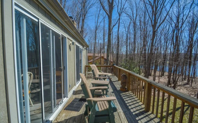 Donnas Choice by Taylor Made Deep Creek