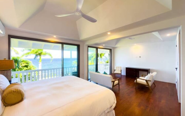 4BR Seafront Villa in Boscobel Direct Sea Access Coastal Living