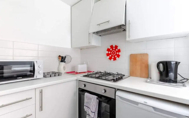 Cosy 1bedroom Flat - 2 Min Walk to Kensington Gardens!