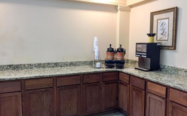Days Inn Macon North