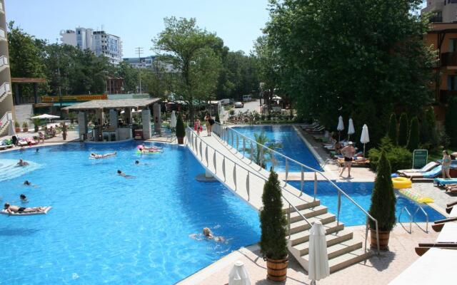 Grand Hotel Oasis