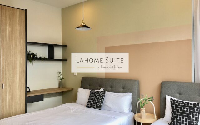 The Robertson KL By Lahome Suite