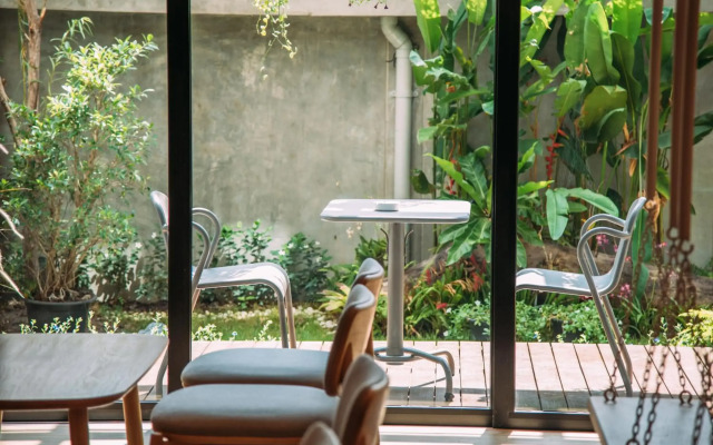Mii Hotel Srinakarin