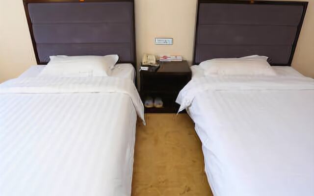 Super 8 Hotel