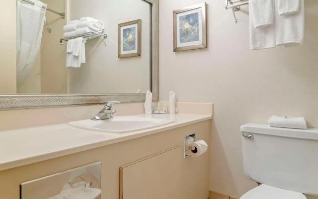 Quality Inn & Suites