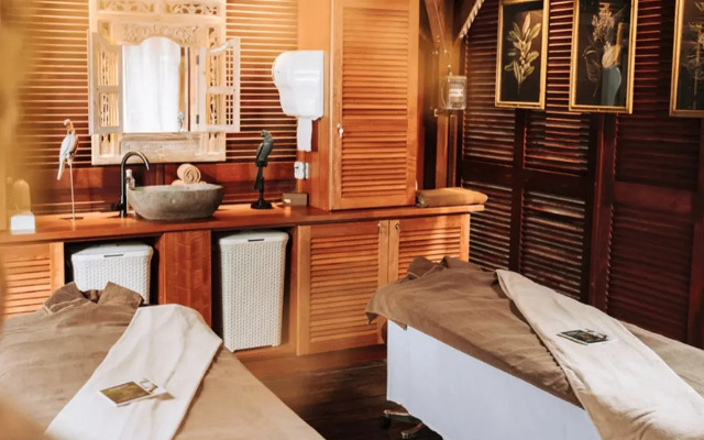 Diana Dea Lodge