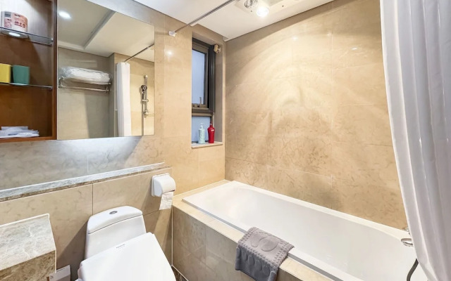 Tyms Entire 3-bedroom Apt By Takashimaya