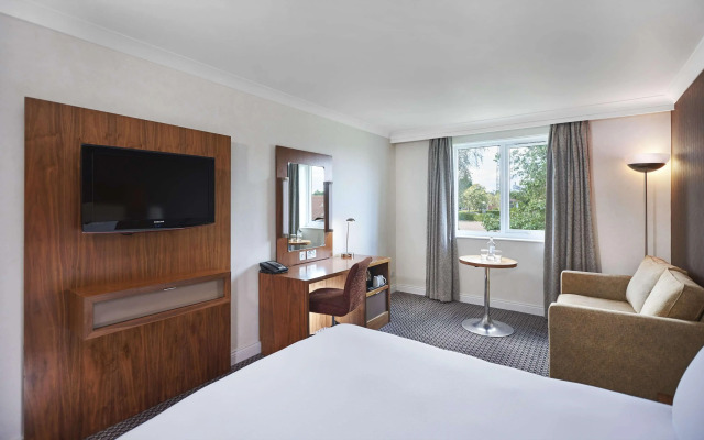 DoubleTree by Hilton Bristol North