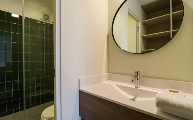 w Grandiose 2BR w Great Balcony in Miraflores