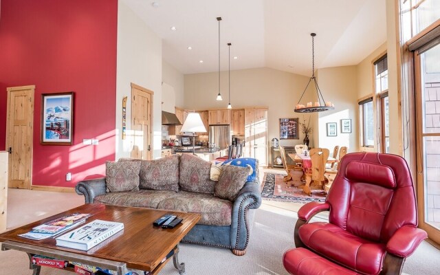 Angani Way Town102 - 3 Br Condo