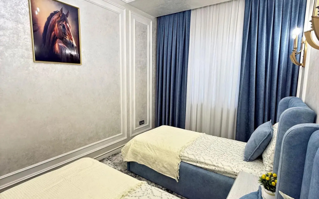 Royal Rentals (Роял Ренталс) на улице Фурката 1А