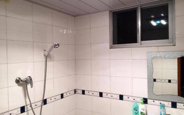 Taining Happy Stone Duplex Apartment