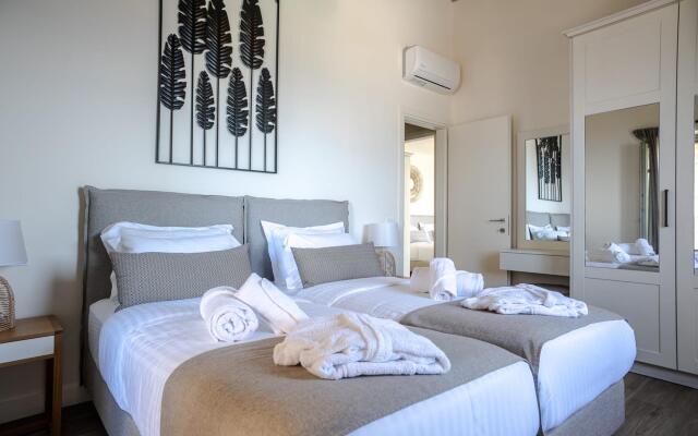 Villa IΙ with Private Pool