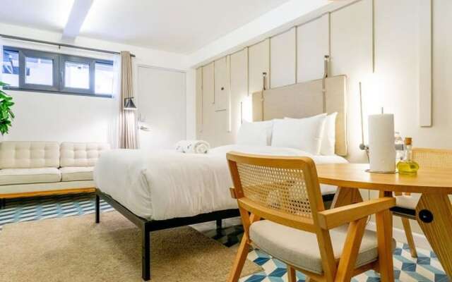 w Monochrome Loft in Santa Ana