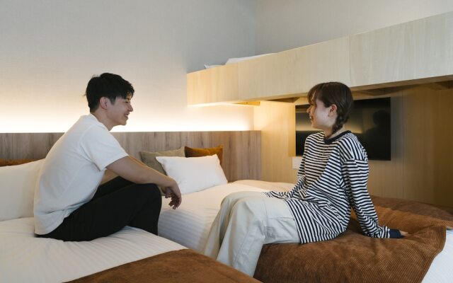 R Hotel Namba South