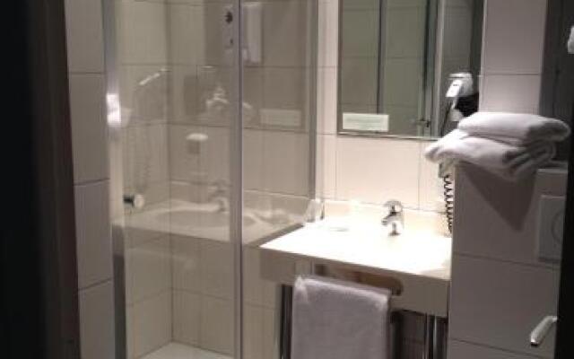 Les Arcades De La Bourse