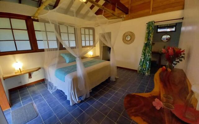 Fare Oviri Lodge