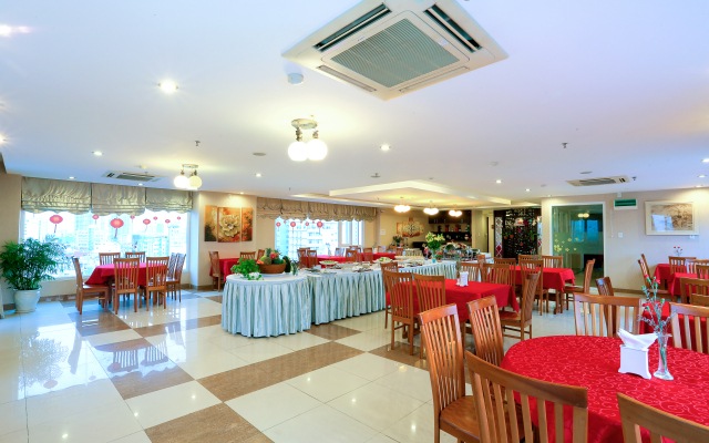 Hoang Sa Hotel