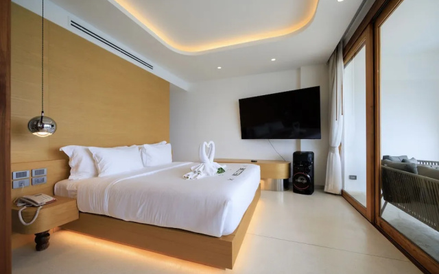 Elite Atoll Beachfront Hotel