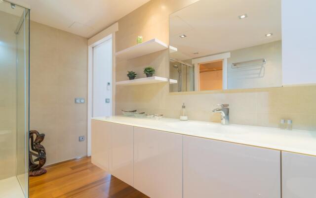 LLEVANT  - Apartment with sea views in Portocolom. Free WiFi