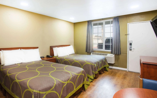 Super 8 by Wyndham Redlands/San Bernardino