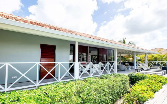 Luxurious Villa in Jan Thiel With Pool