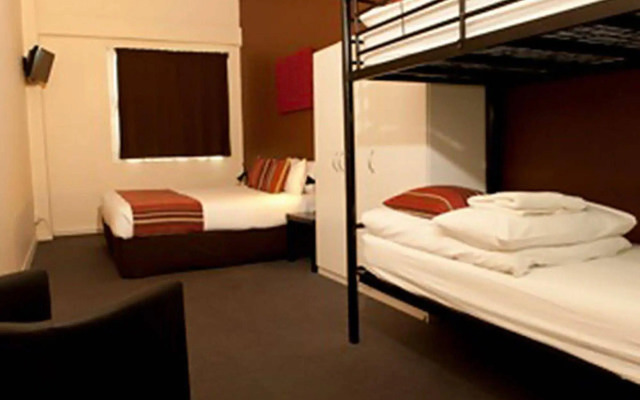 Urban Central Accommodation - Hostel