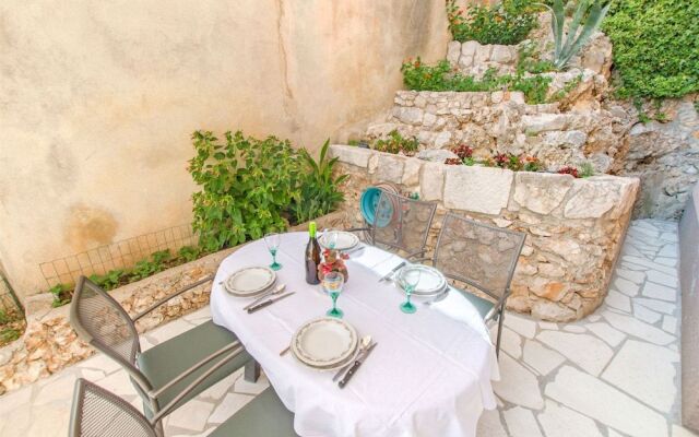 Apartments Zecic